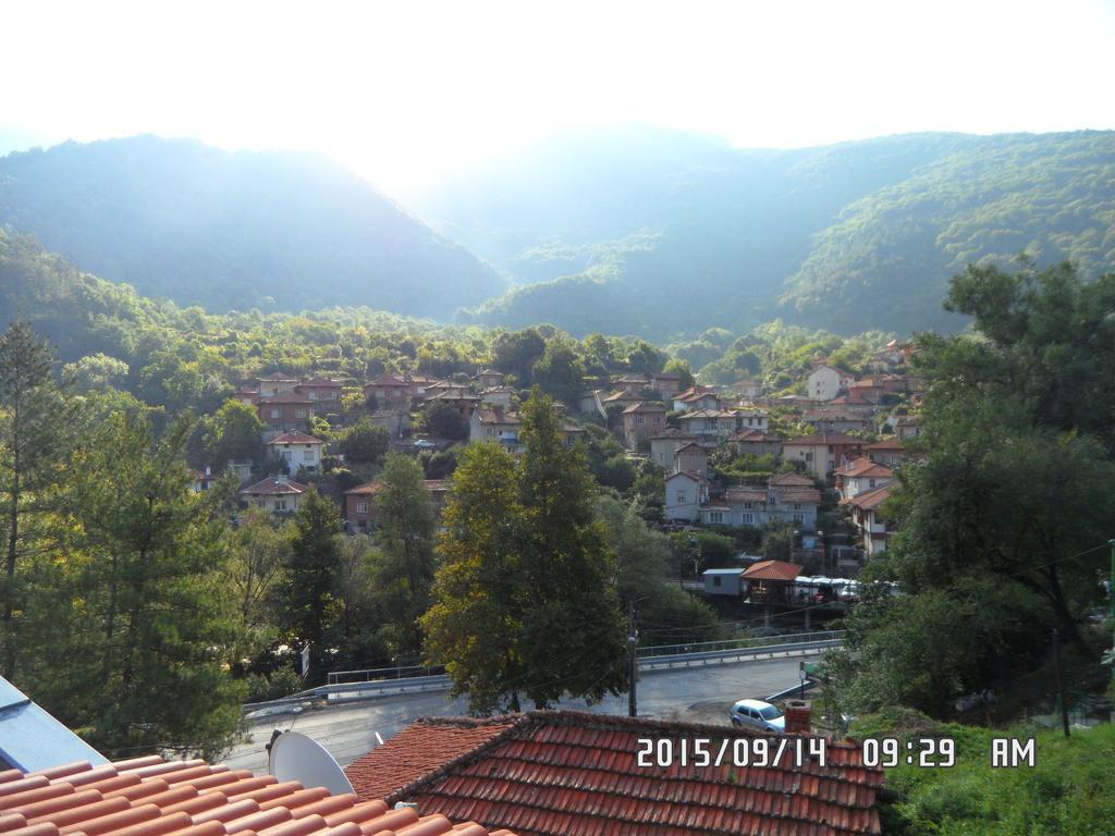 Guest House Perla Μπάτσκοβο Εξωτερικό φωτογραφία