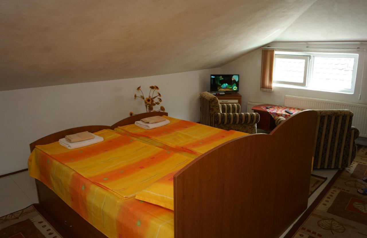 Guest House Perla Μπάτσκοβο Εξωτερικό φωτογραφία